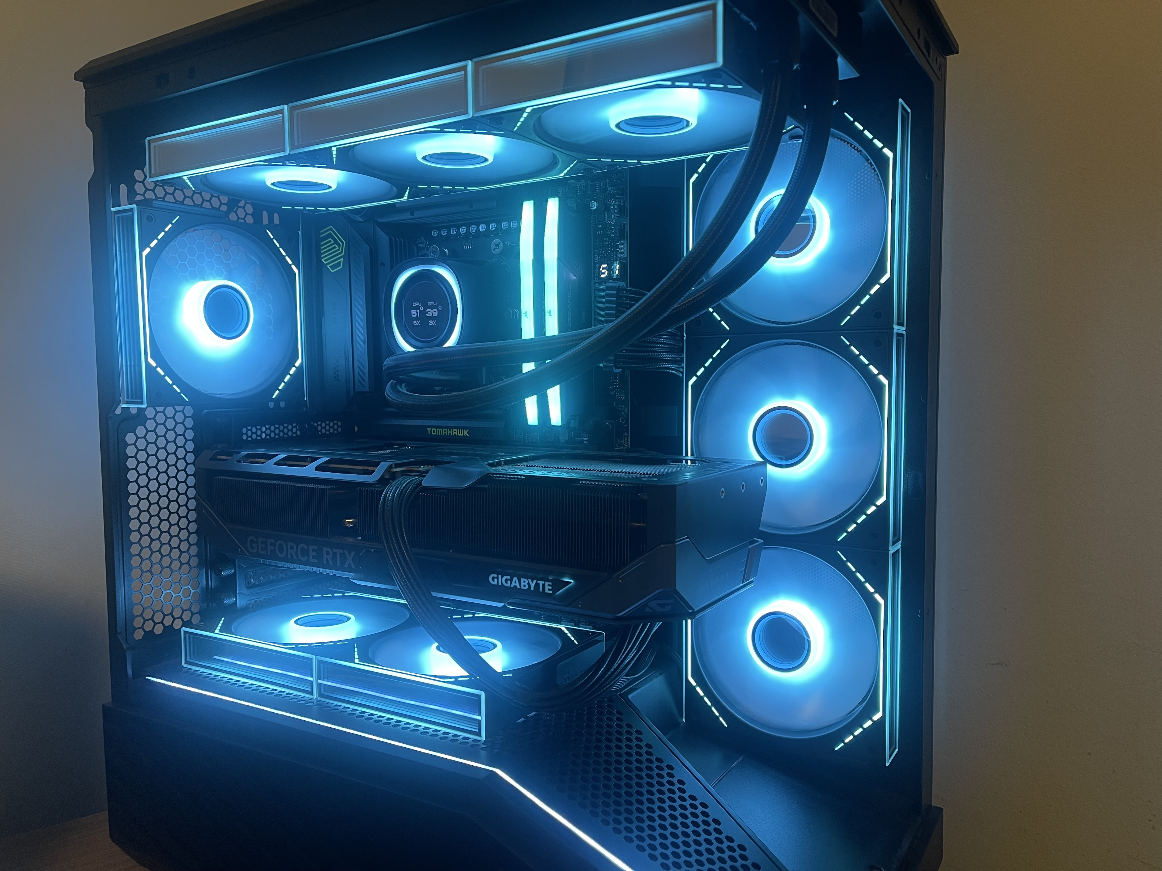 Bingchen’s custom-built desktop PC with blue lighting